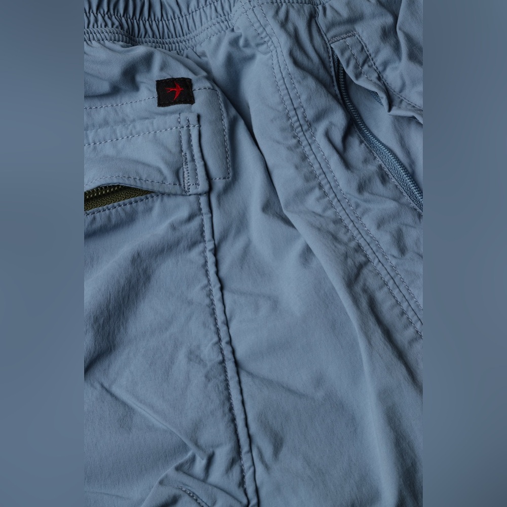 NWT Relwen Airtex Hybrid Short 6.5" in Dust Blue - Picture 4 of 10